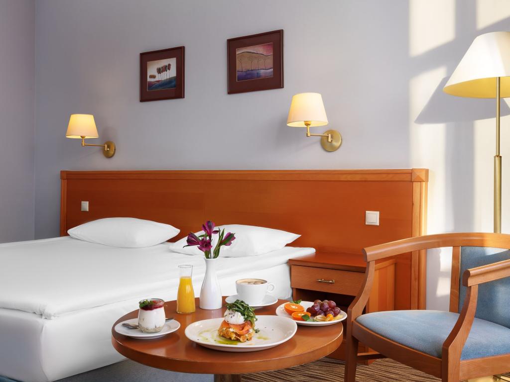 Arthurs Spa Hotel by Mercure (Артурс СПА Отель by Mercure)