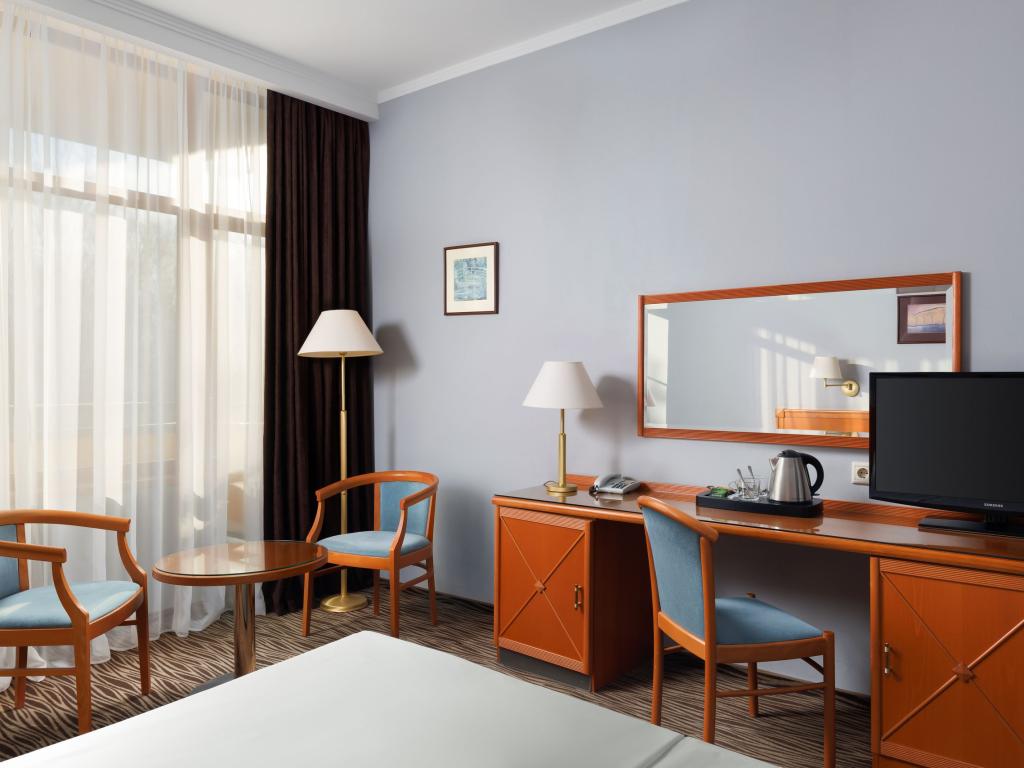 Arthurs Spa Hotel by Mercure (Артурс СПА Отель by Mercure)
