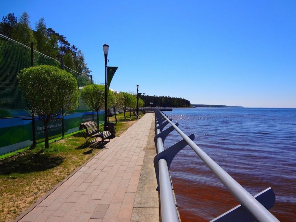 Изумрудное
