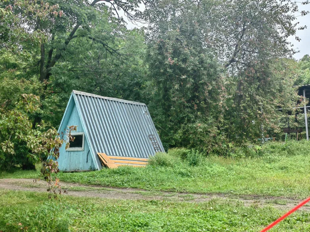 У Петропавловского озера