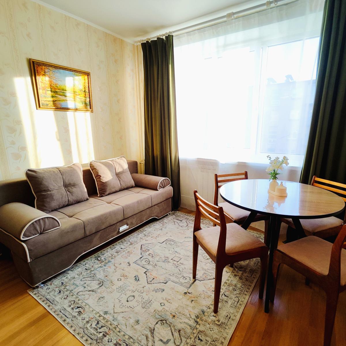 Светлая 2-к квартира у ПетрГУ — 2a13947a8cf96293dc97dcc985aef42e