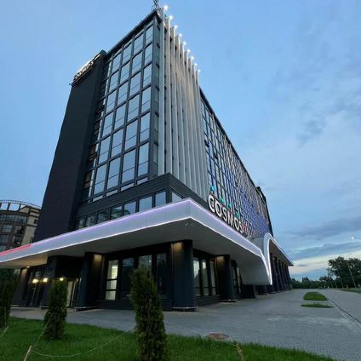 Cosmos Omsk Hotel (Космос Омск) — 3172afcaee25201c24aa15ee11c89379