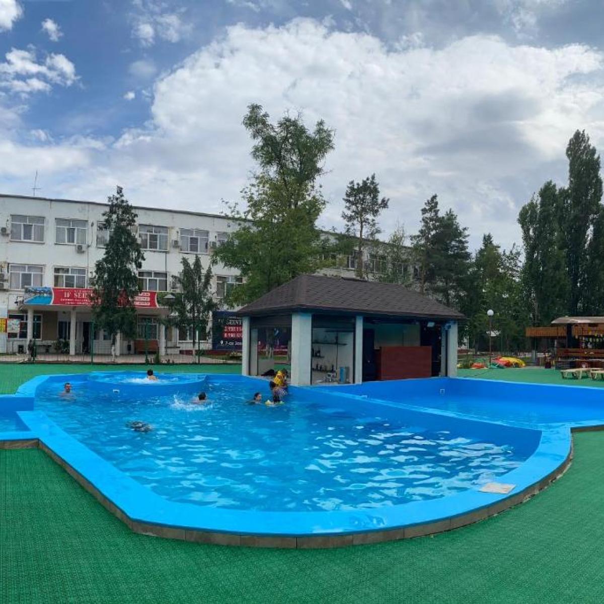 Лоран — 47dd724b56f709136d08396d507a41de