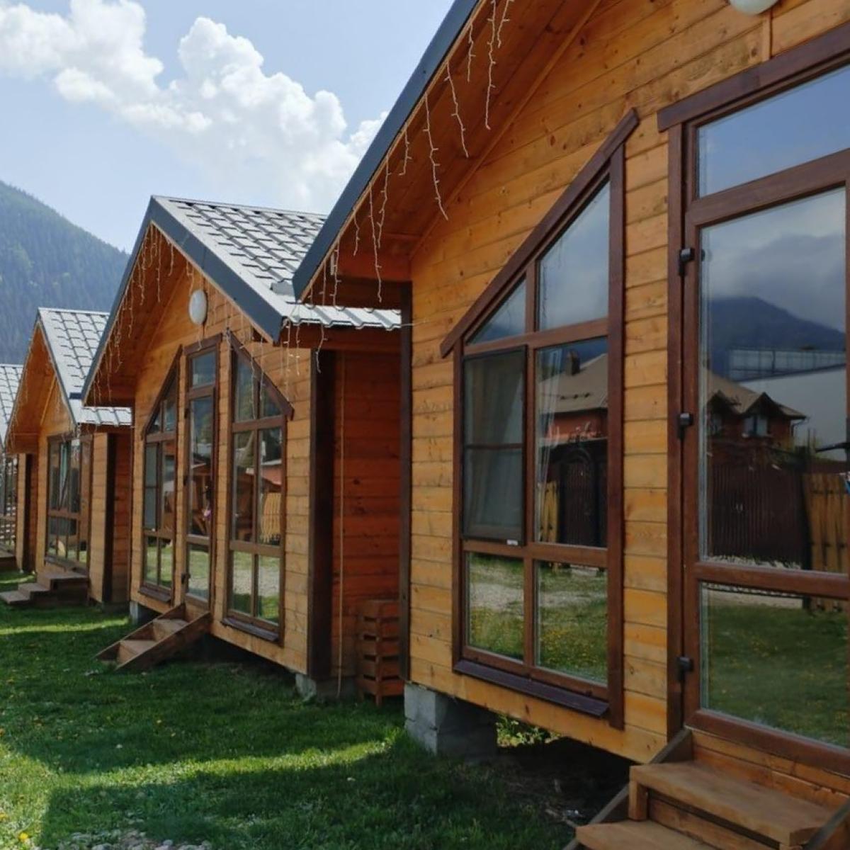 Domiki Arkhyz (Домики Архыз) — b32bbffc7c5c14527dce772406c0c9d7