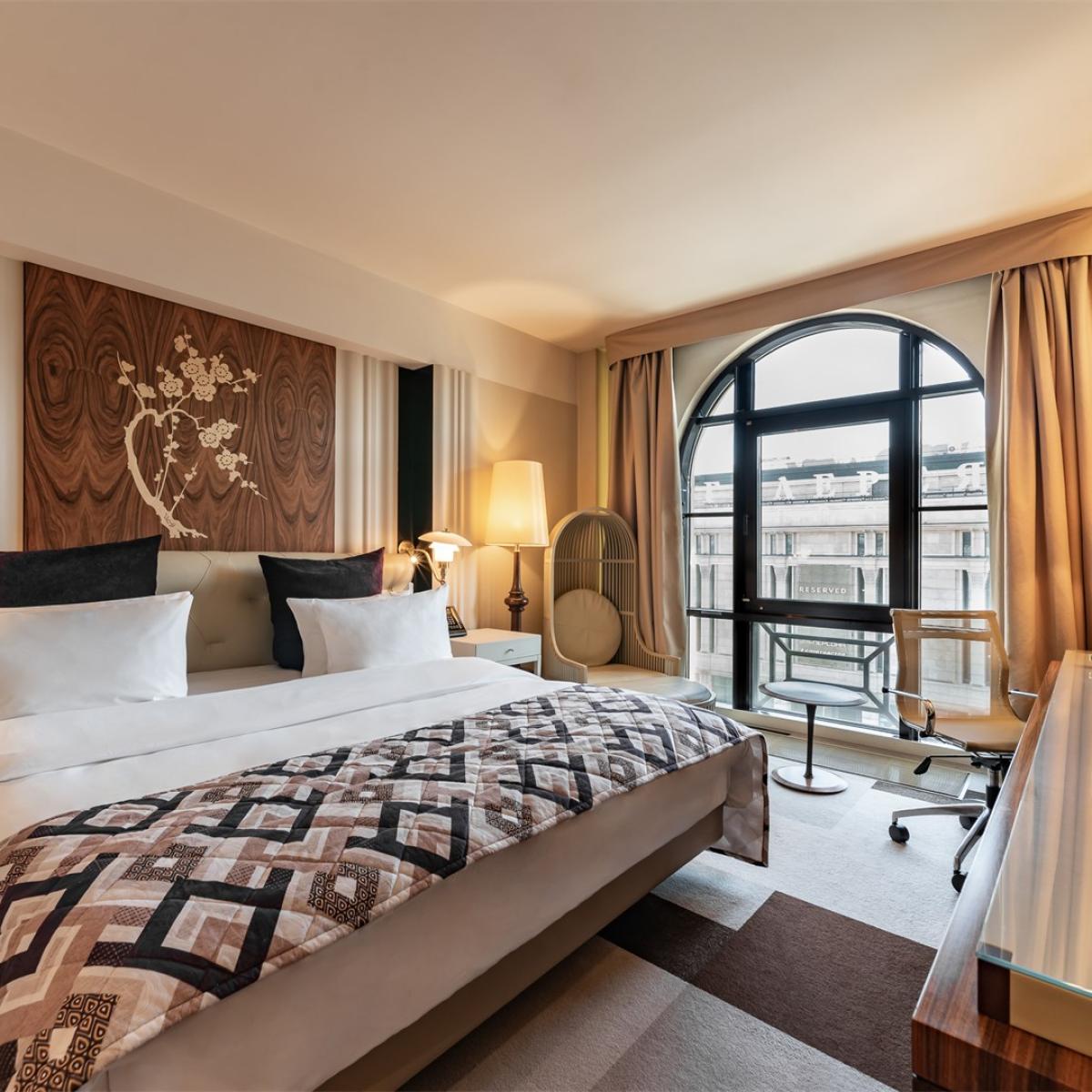 Crown Hotel St. Petersburg  (Краун Отель) (бывш. Crowne Plaza) — c041973fe69947d8d9c9a8cddf3ec115