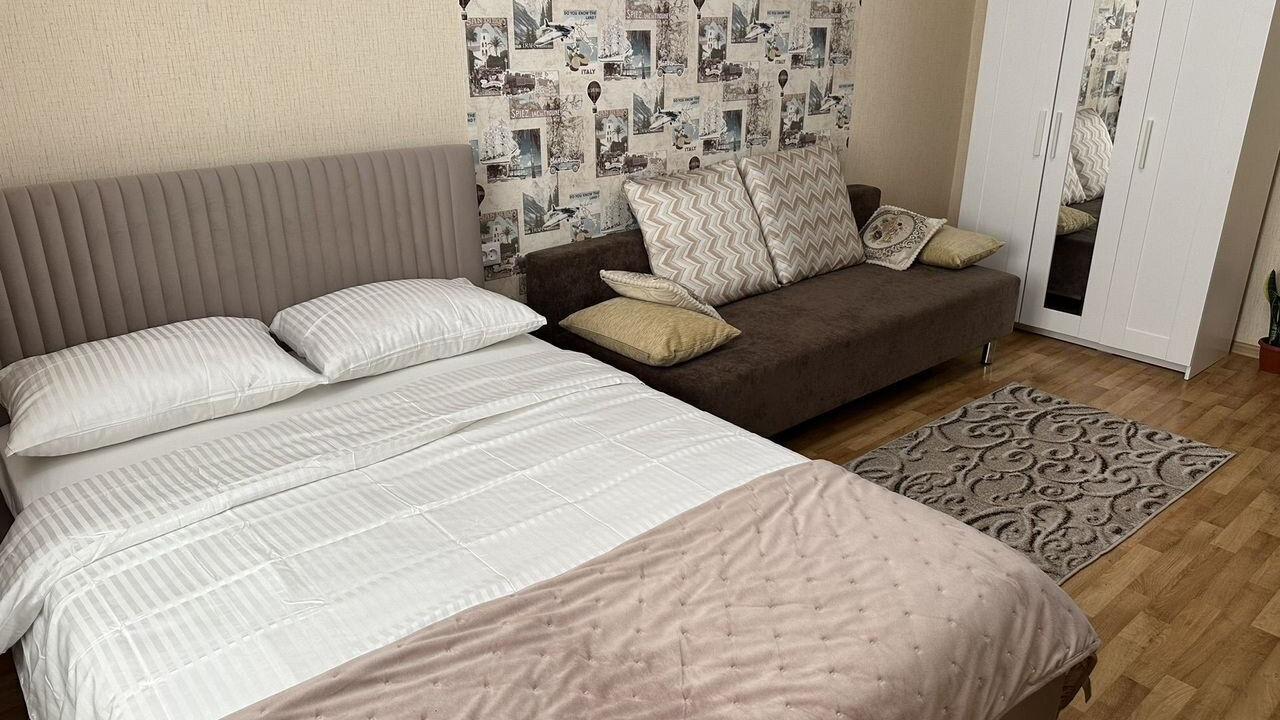 Real photos of Apartments on Platova street, 6a