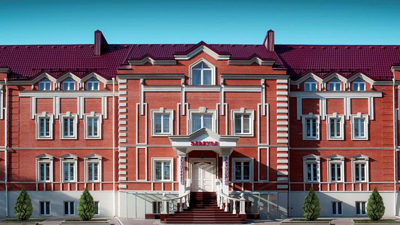 Real photos of Elbuzd