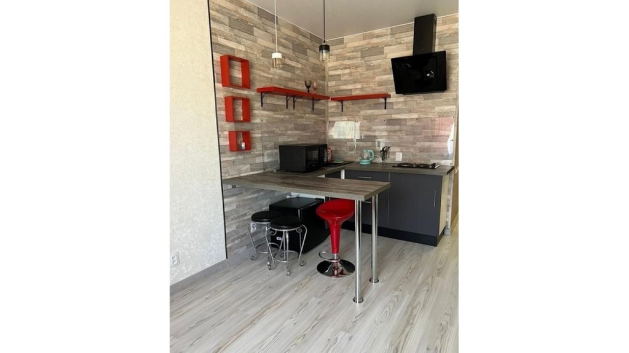 Реальные фото Studio apartment on Kolmovskaya Embankment 71b