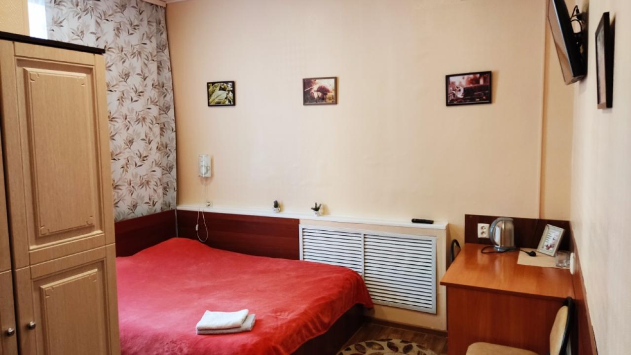 Real photos of Absolyut na Rustaveli