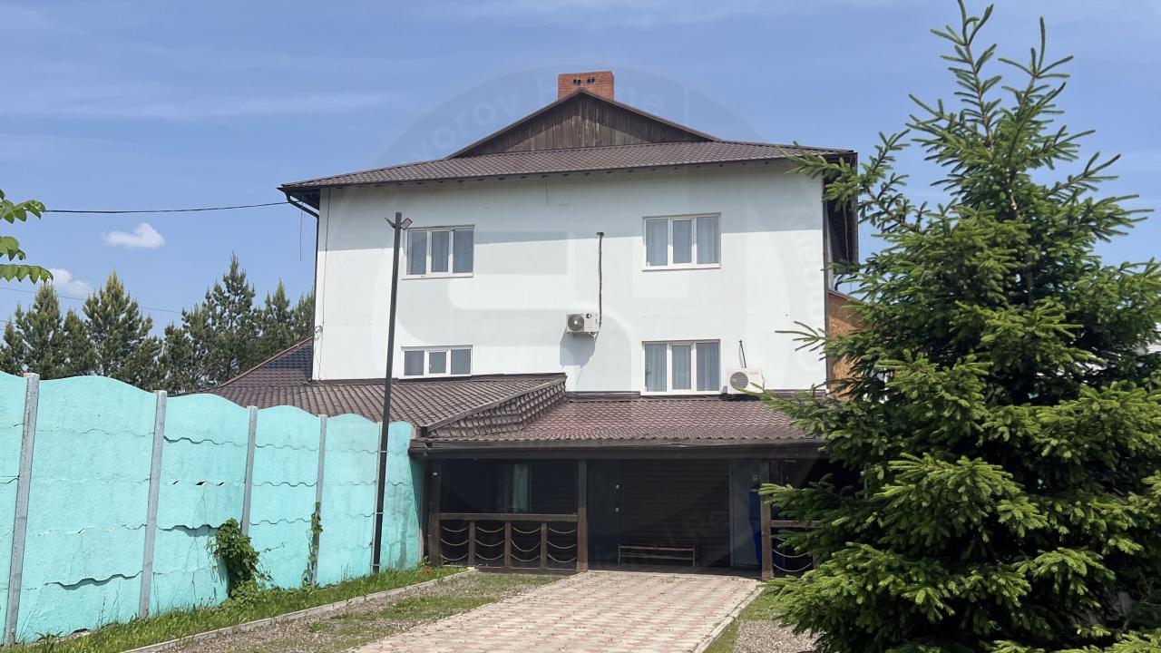Real photos of House in Mad House #2