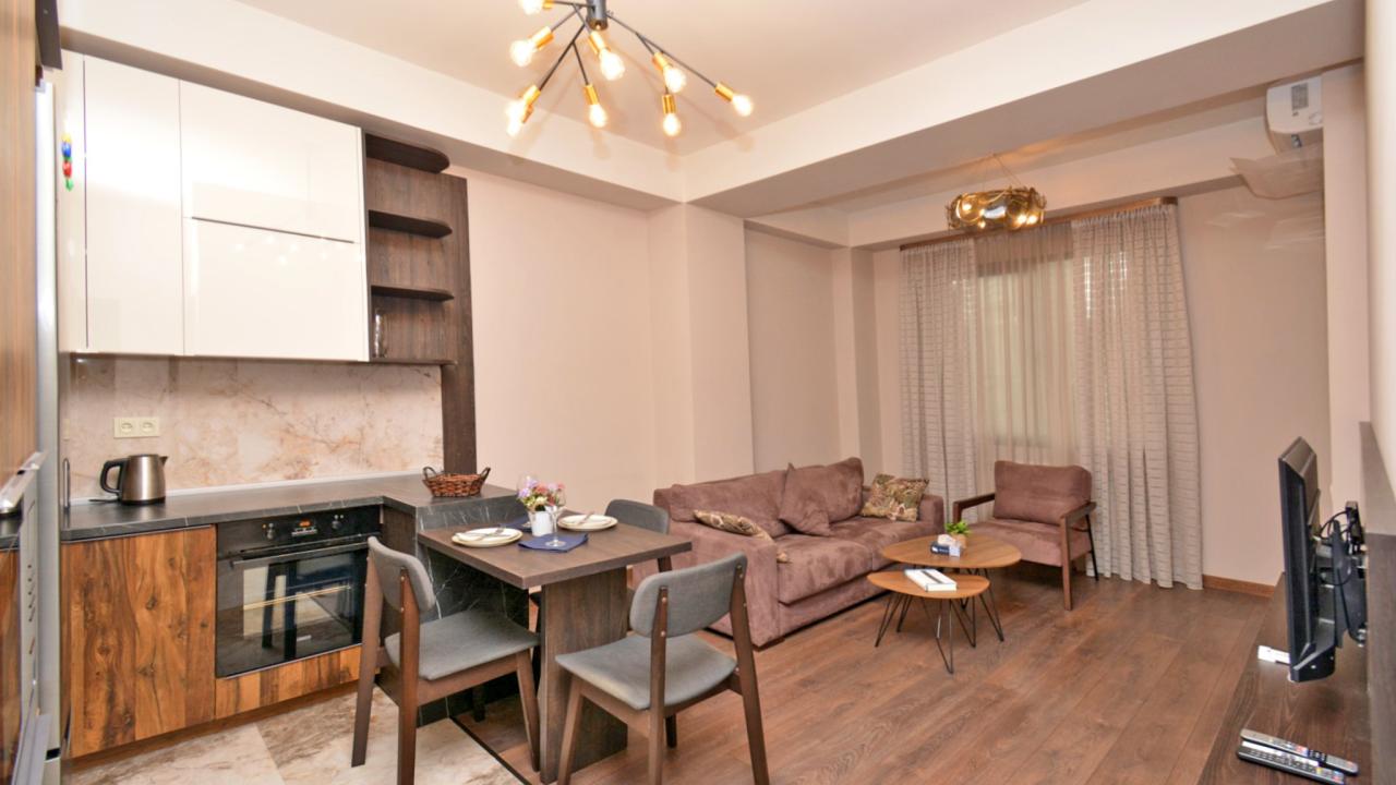 Реальные фото Perte House на улице Амиряна 26/4