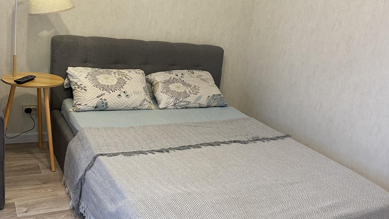 Real photos of Apartments on Druzhby Narodov Street 18