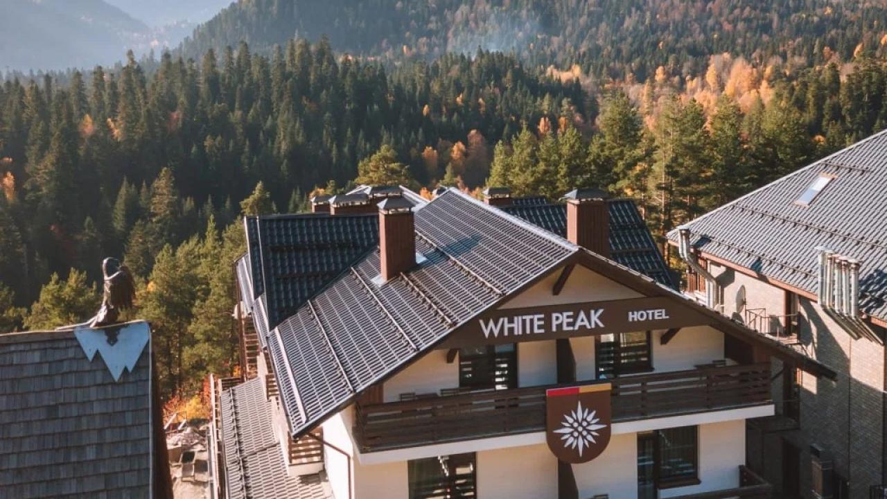 Real photos of White Peak