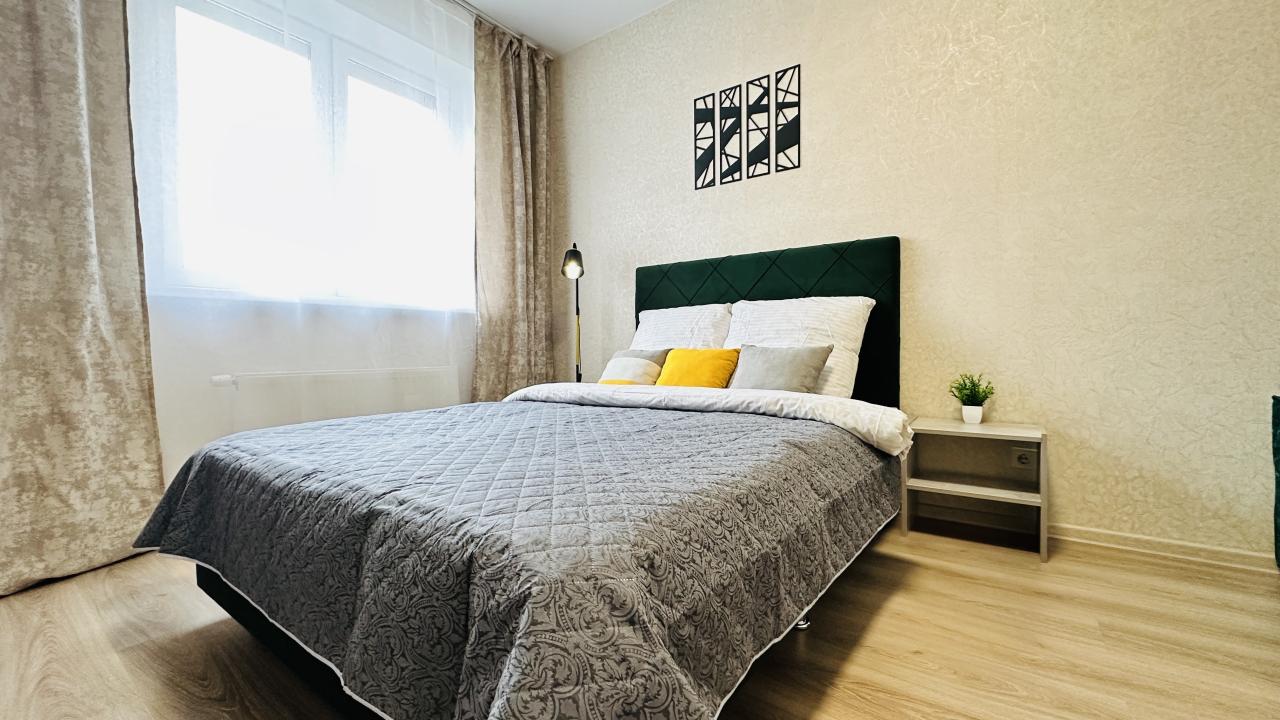 Real photos of Крыша Мира на Энгельса 27