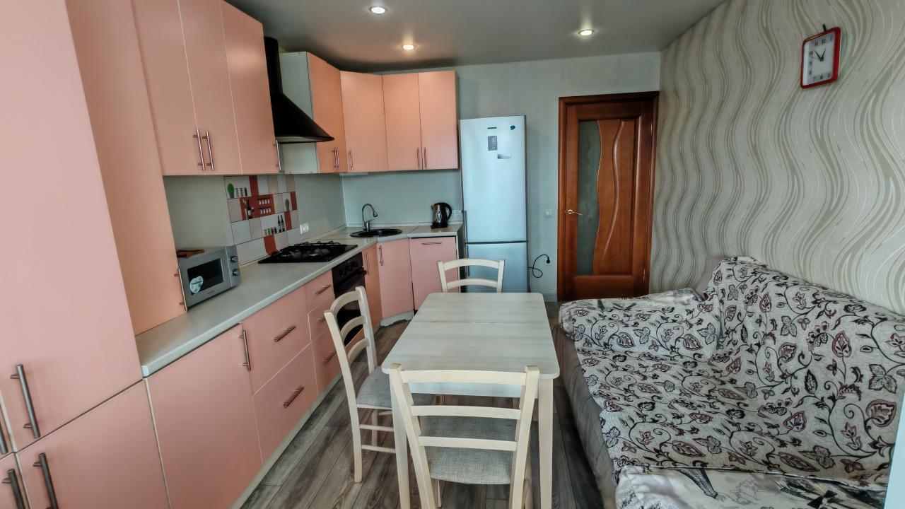 Real photos of Apartments on Novosyolov street 37k1
