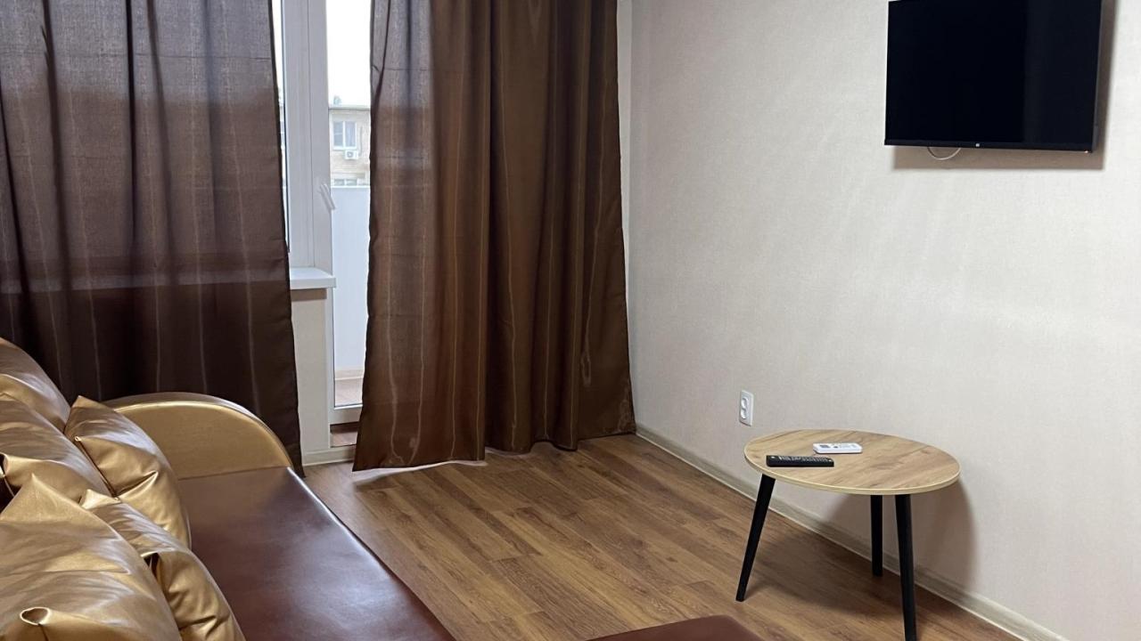Real photos of Apartments on 106 Kommunistichesky Lane