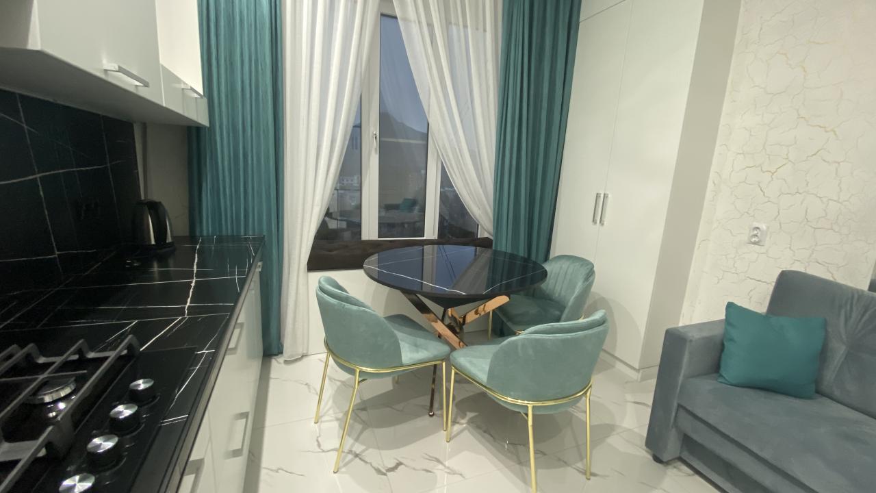 Real photos of KMV apartments on Chkalova Street