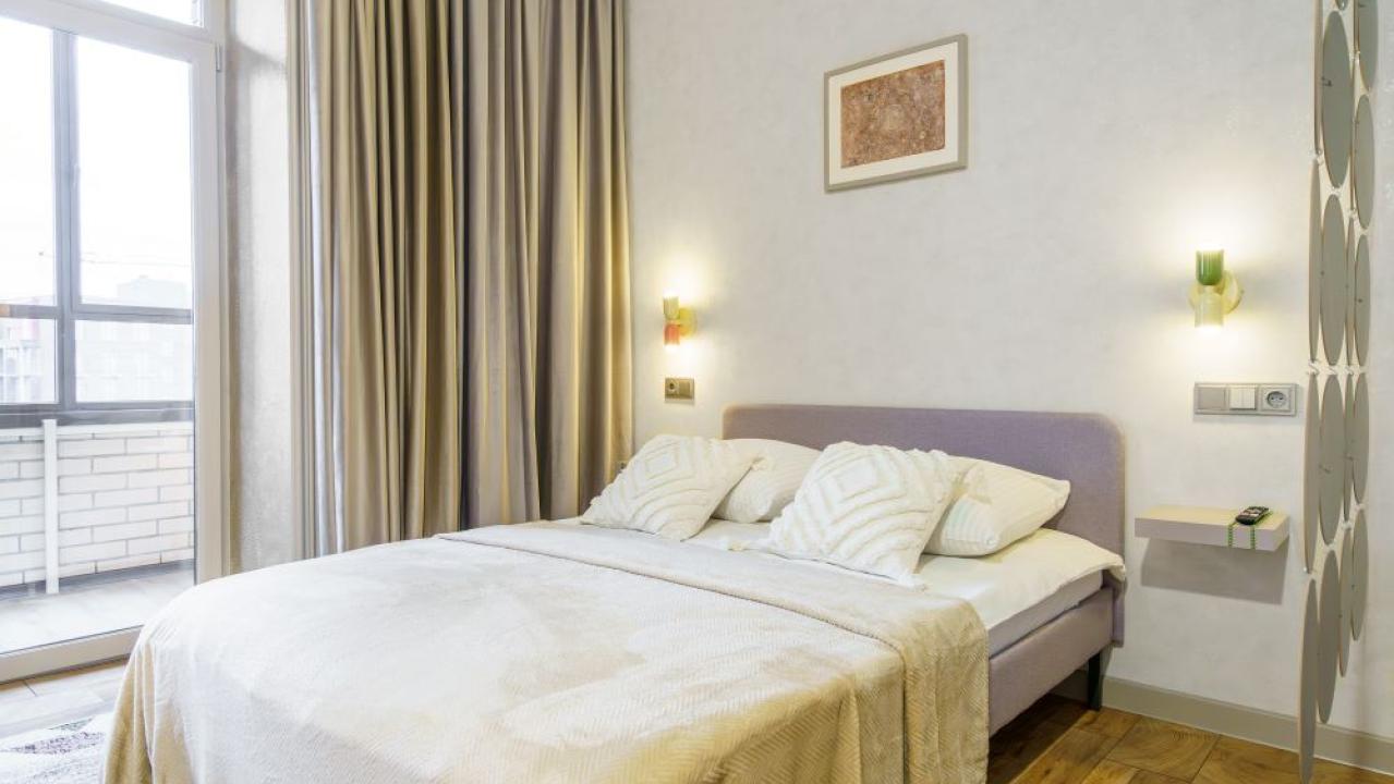 Real photos of Good night on Solyanaya Lane