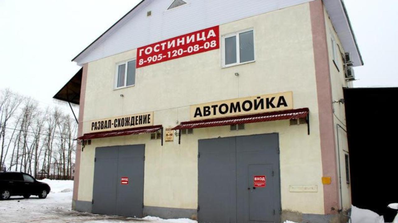 Real photos of Gostinitsa v Zavoronezhskom