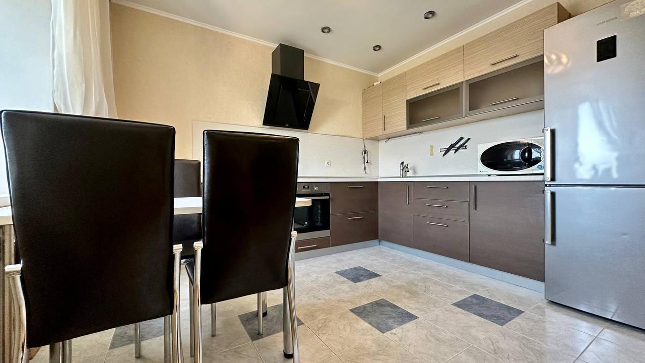 Real photos of EasyRent on 72a Aerodromnaya Street