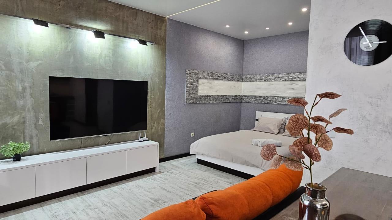 Real photos of Apartments on Serebryany Bor street 27