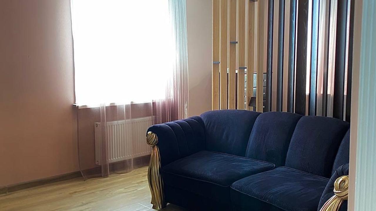 Real photos of Imperial Home on Pionerskaya Street