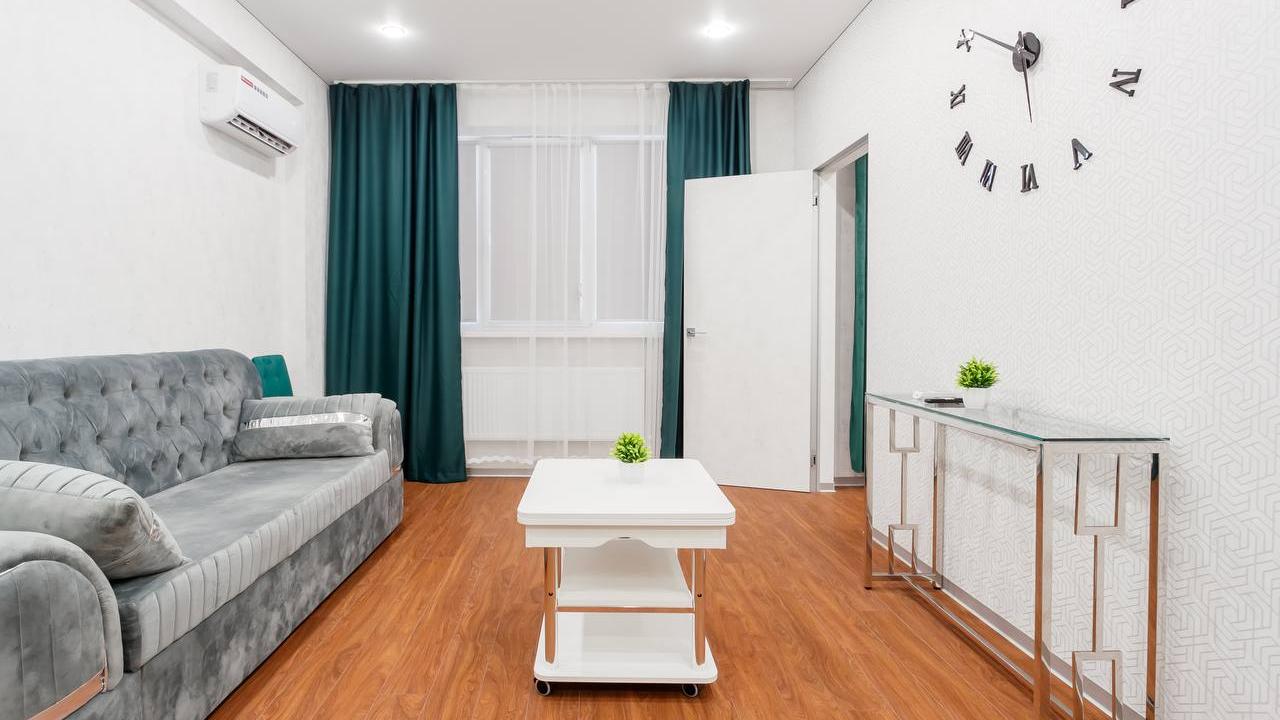 Real photos of Apartment on Komarova Boulevard 20B/9A