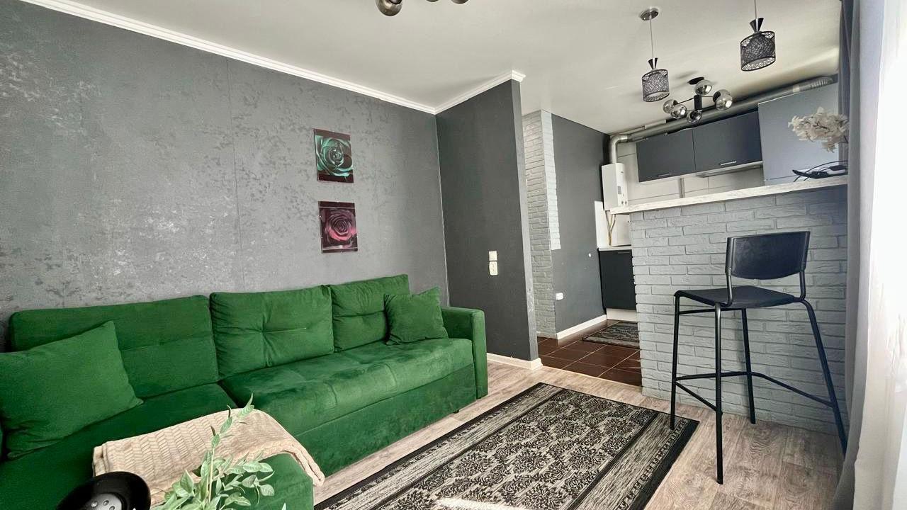Real photos of Apartments on Metallurg street, 81