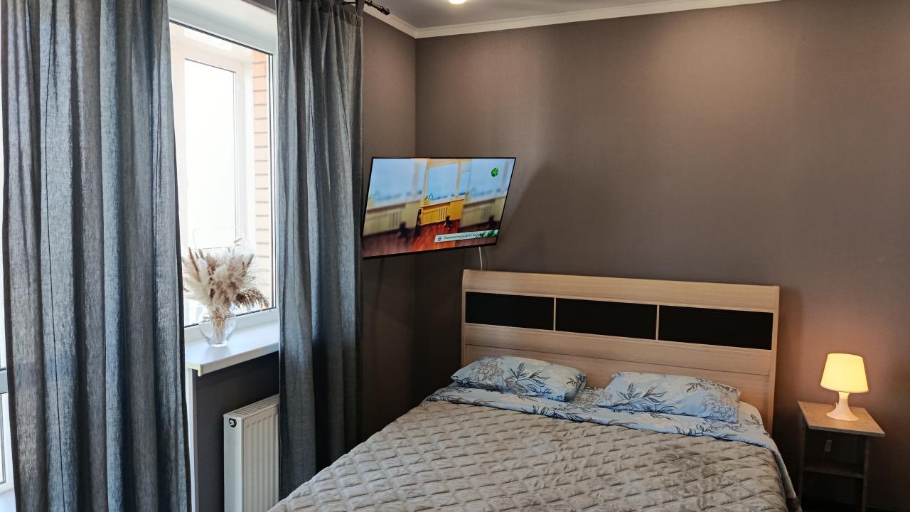 Real photos of luxury studio near the train station for 4 people