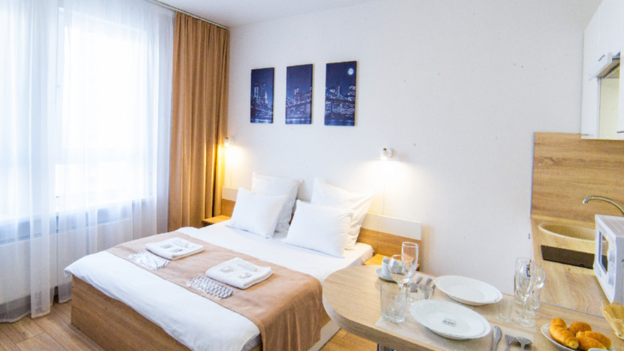 Real photos of Apartments on 65 let Pobedy street 15