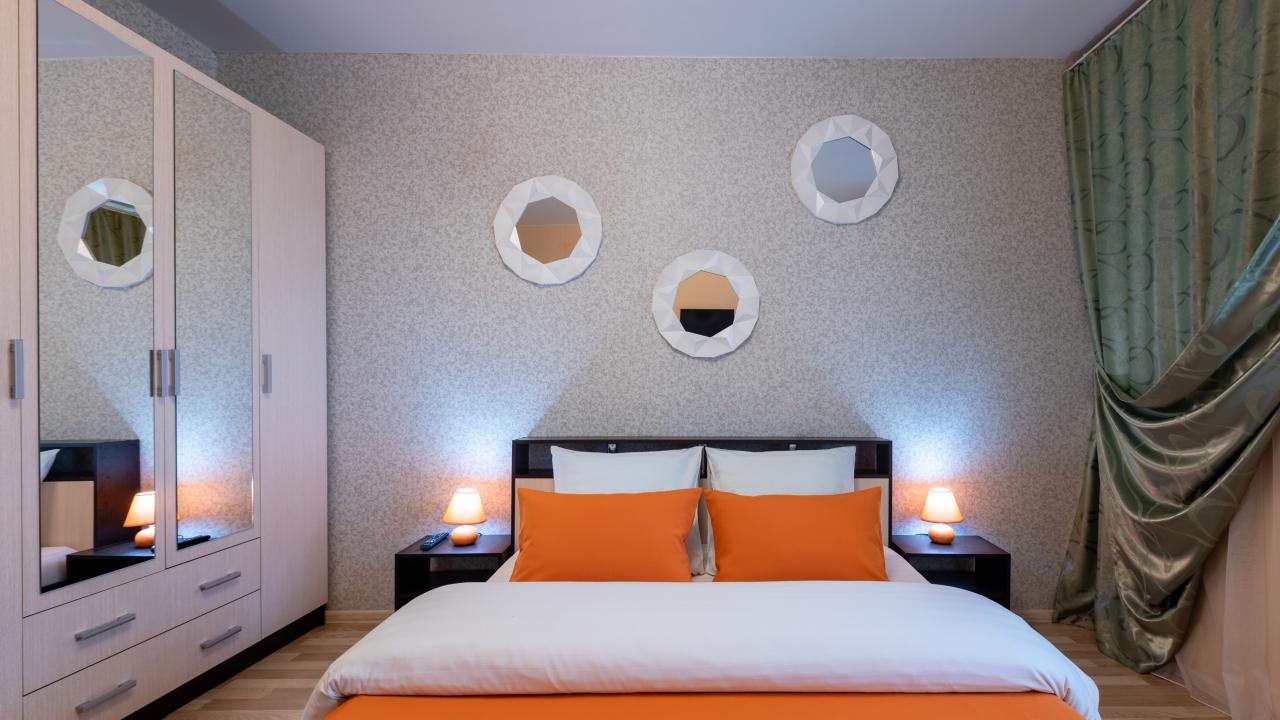 Real photos of Five Stars on Alekseeva street 48A
