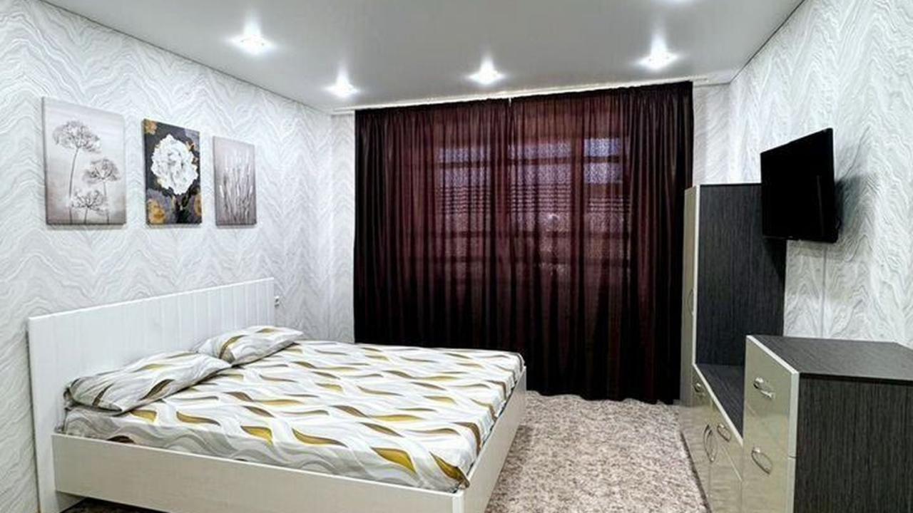 Real photos of Apartments on Lazurnaya street 13