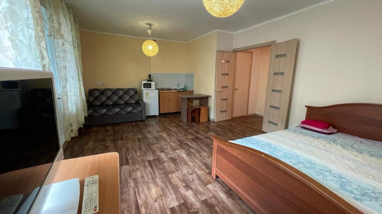 Real photos of Apartments on 42 Karaulnaya Street