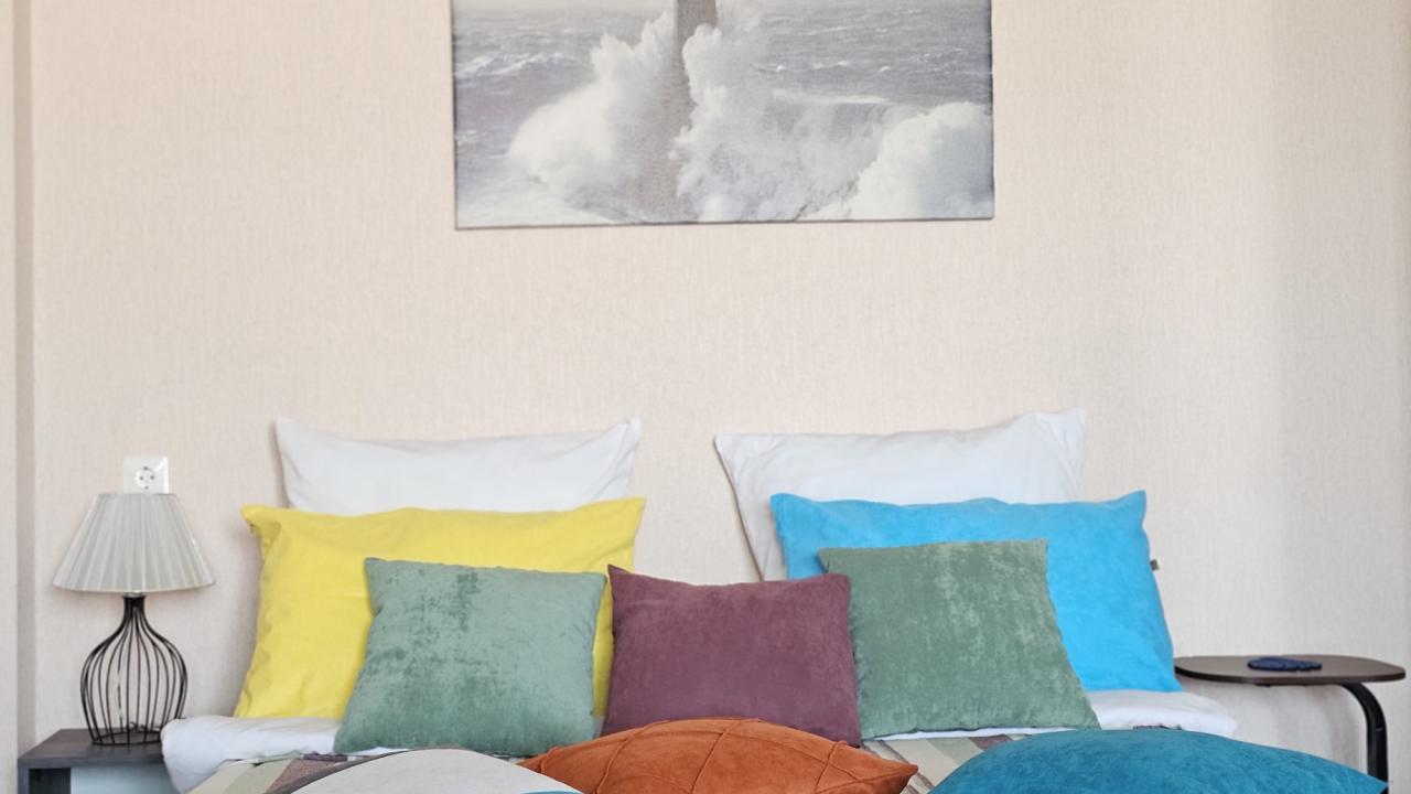 Real photos of Live comfortably on Oktyabrsky Avenue 82