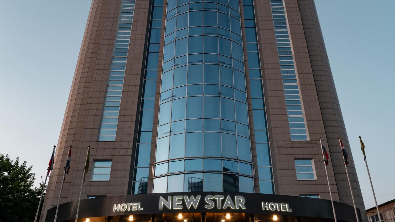 Real photos of New Star