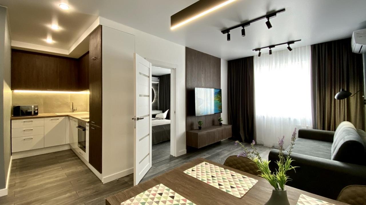 Real photos of Apartment from the Home Hotel company at 103 Lukian Popov St.