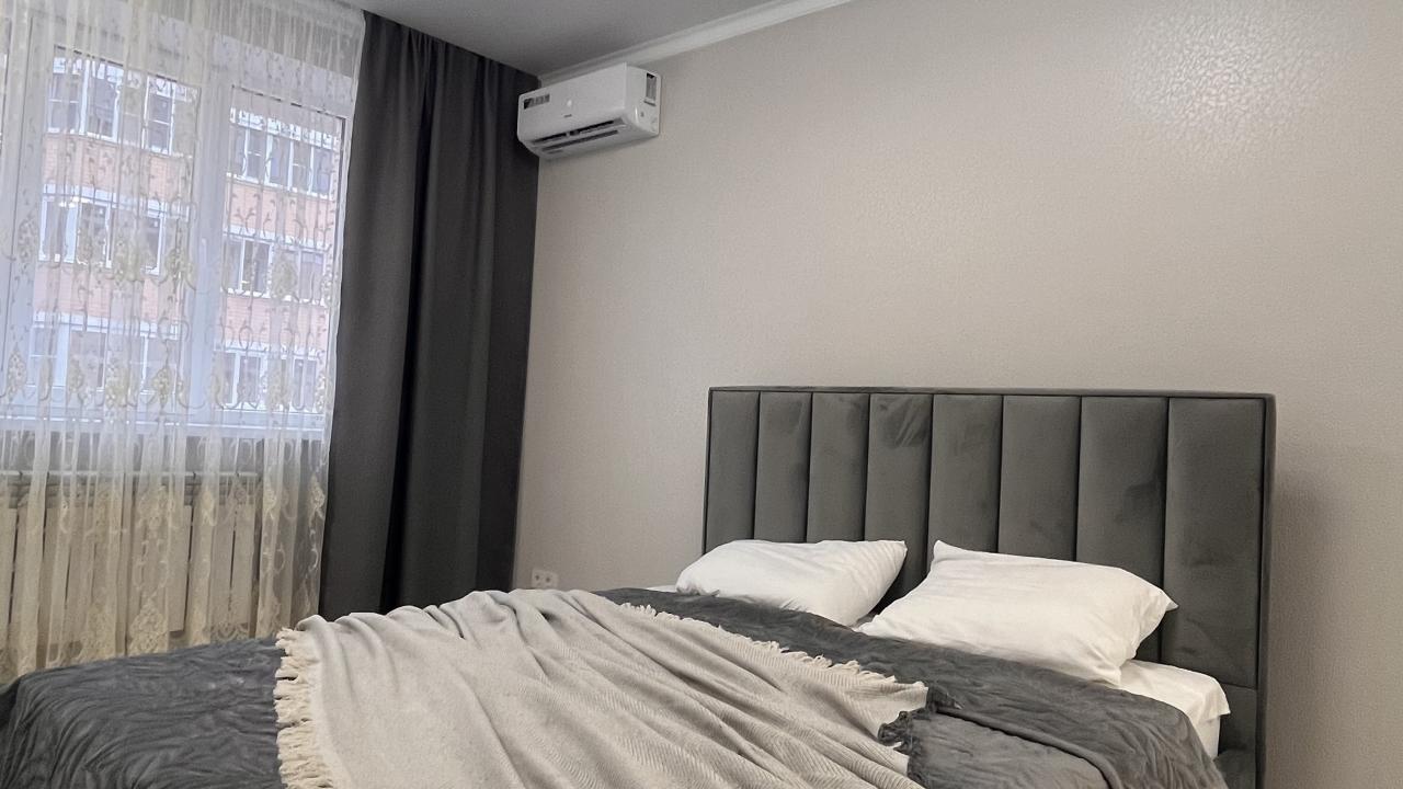 Real photos of Apartments on Komarova Boulevard, 1st st5
