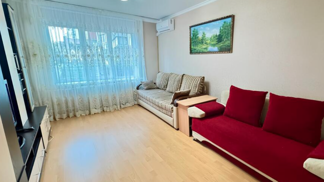 Real photos of Apartments on 46 Matrosova Street