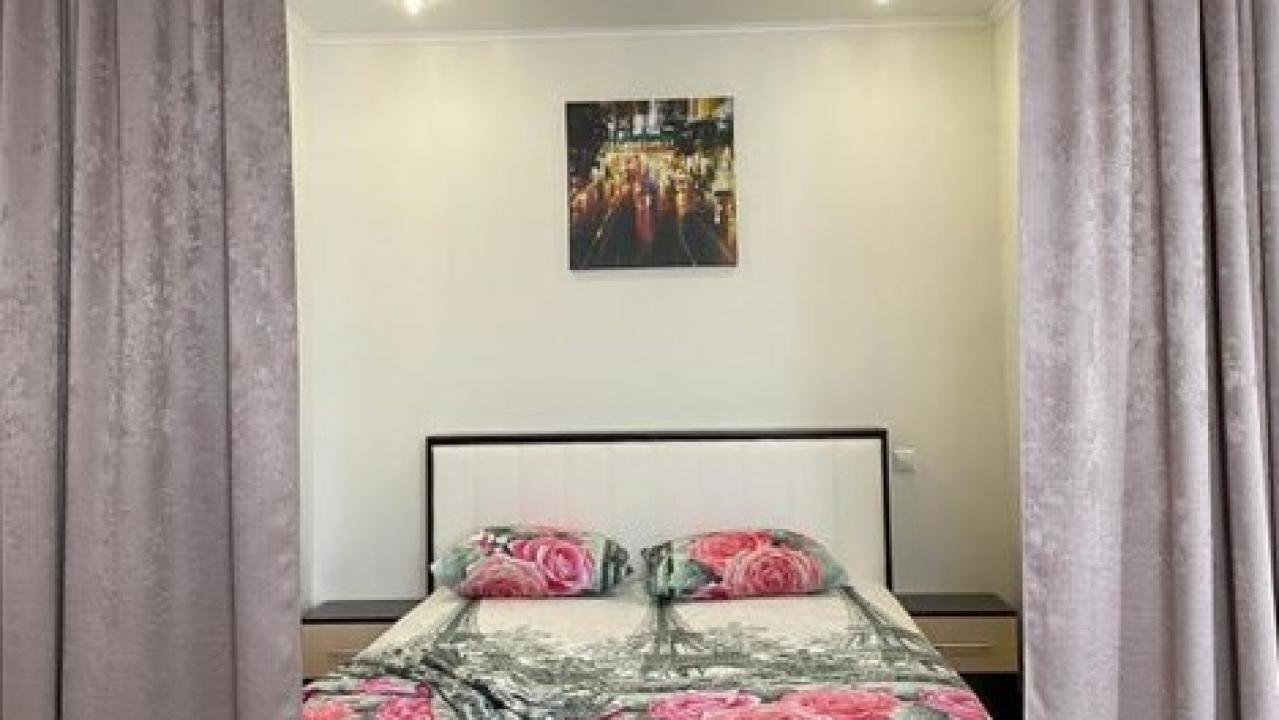 Real photos of Maria on Revolution Street 3 building 1