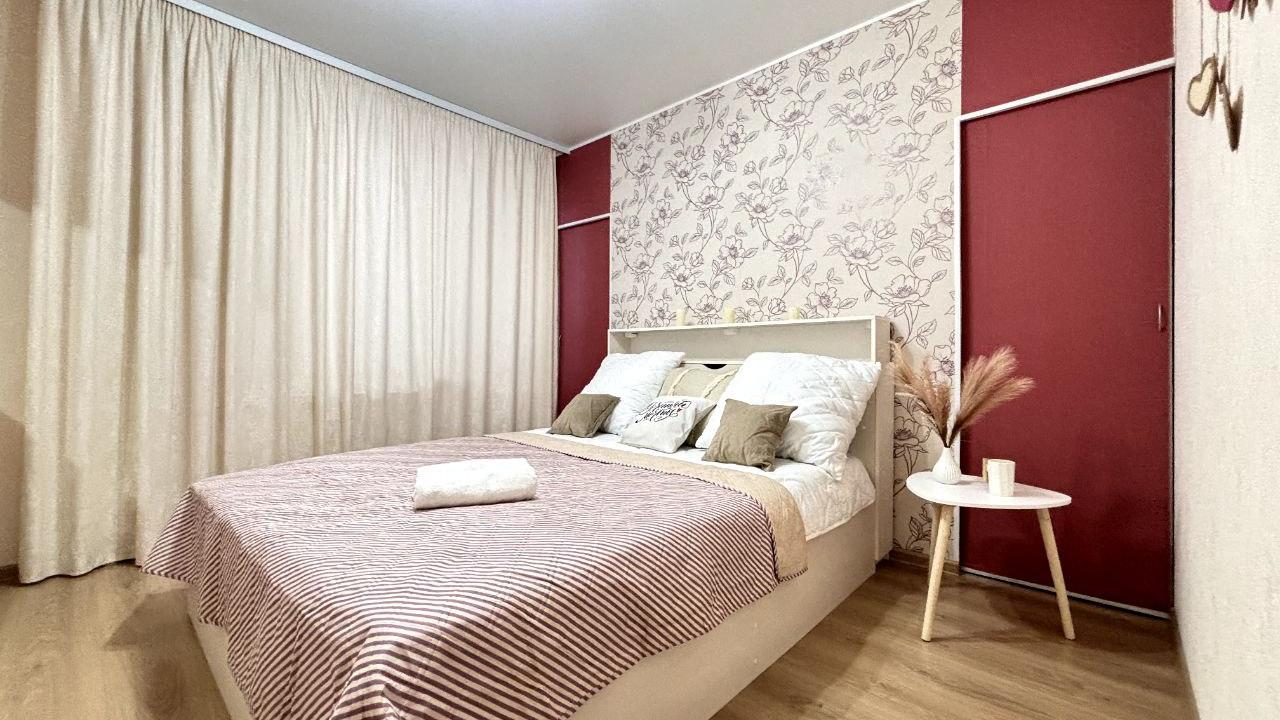 Реальные фото Apartments on Mikhail Petrov Street