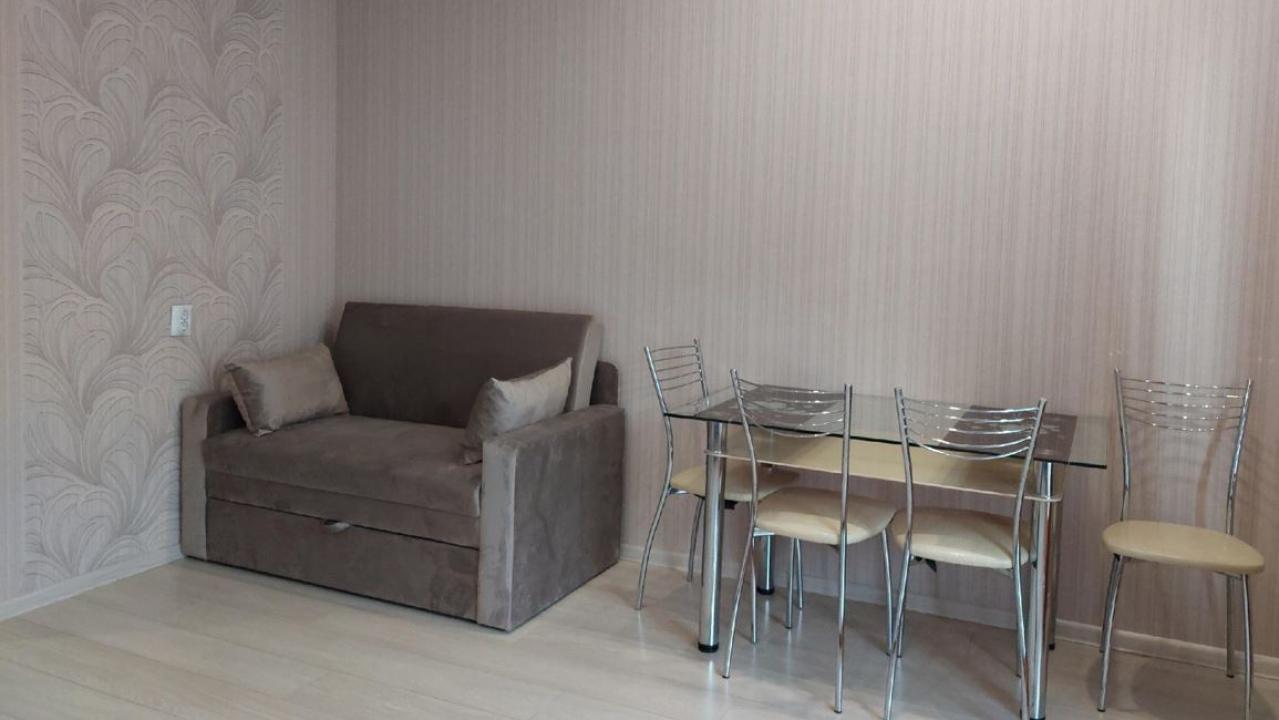 Real photos of Apartments on Karl Marx street 183