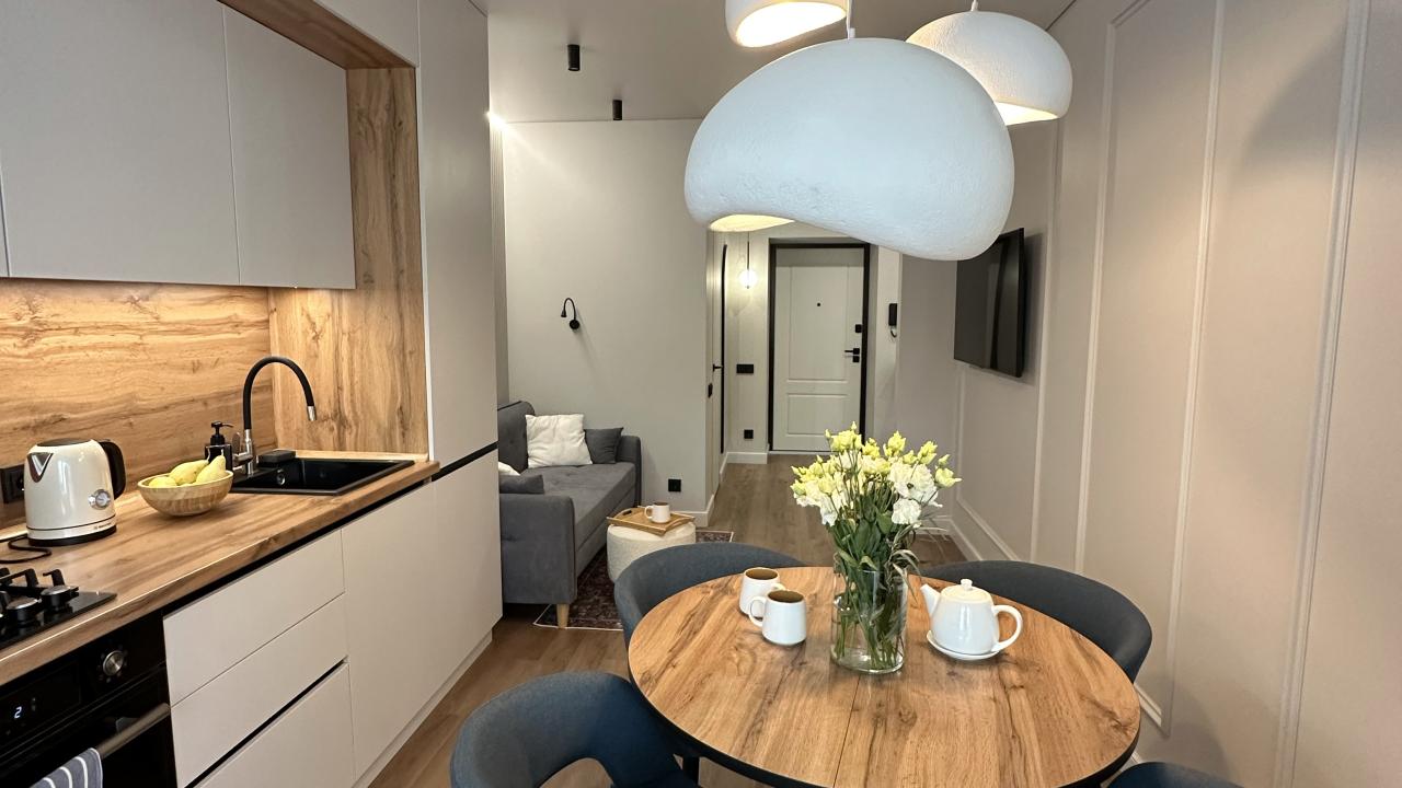 Real photos of Sunny's apartment on Konakova Street 64