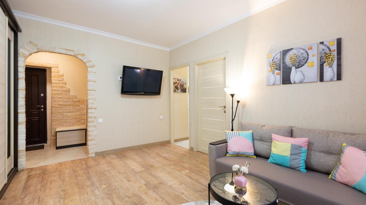 Real photos of Comfort city on Zvezdny Boulevard 22 to 1
