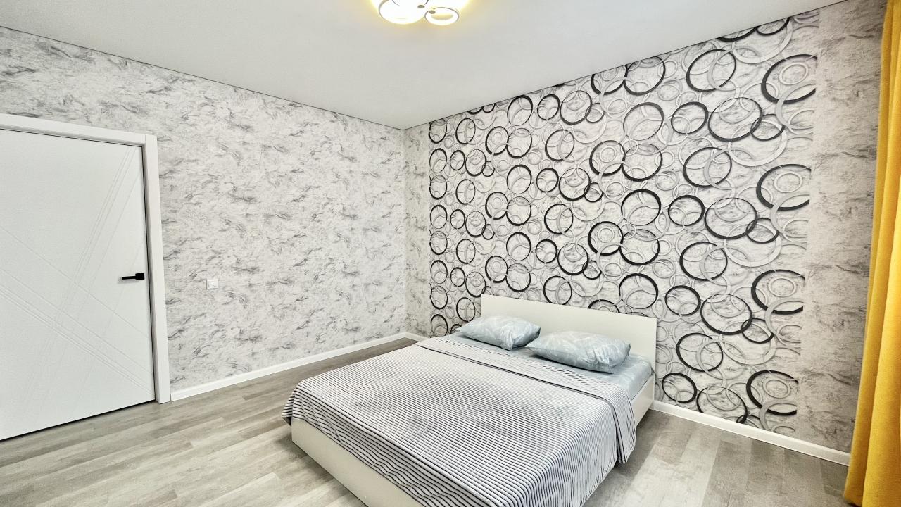Real photos of Apartments on 74 Salmyshskaya street