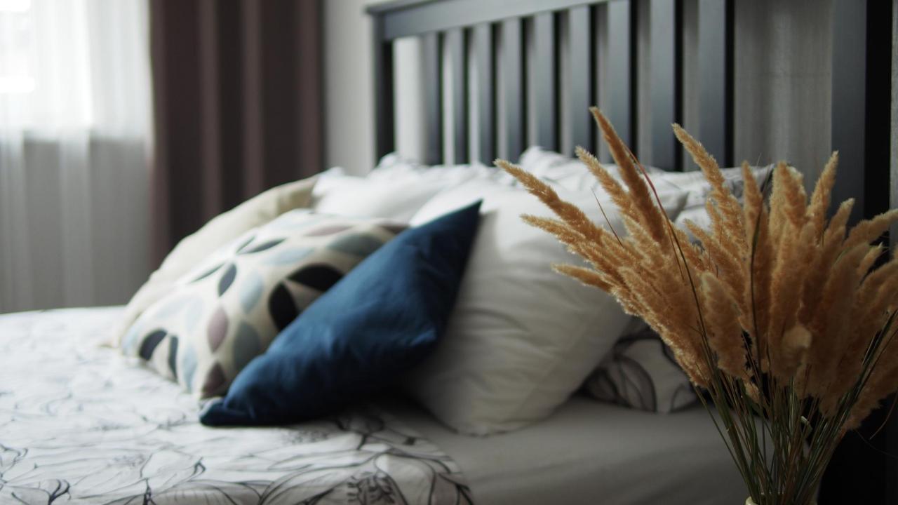Real photos of Apartments on Evgeniya Zhigulenko Street 13