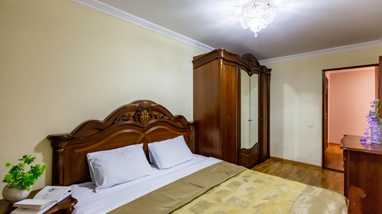 Реальные фото Апартаменты на улице Жуковского д 10