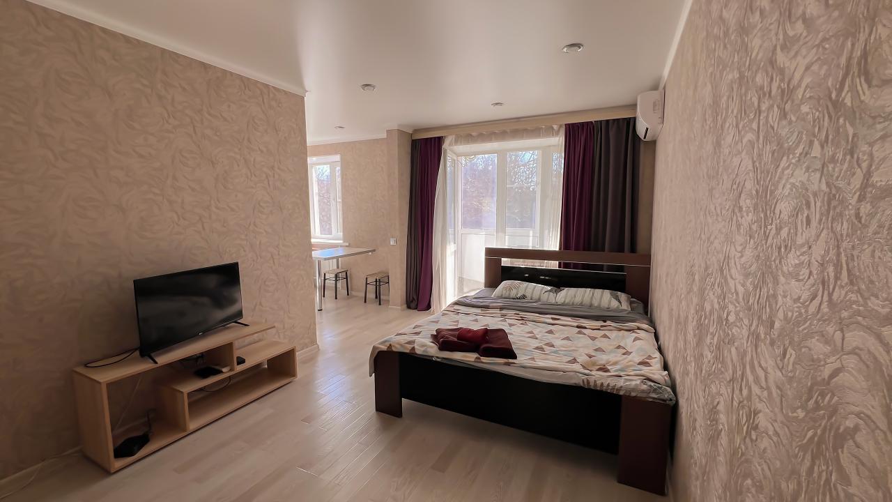 Real photos of Apart MV apartment on 50 let Oktyabrya 49 street