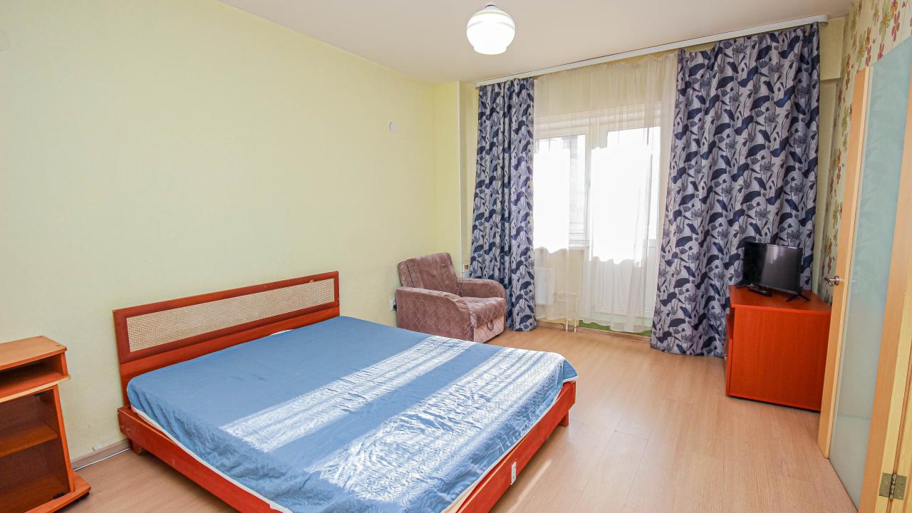 Real photos of 2U (Tu Yu) on Sakhyanova street 23