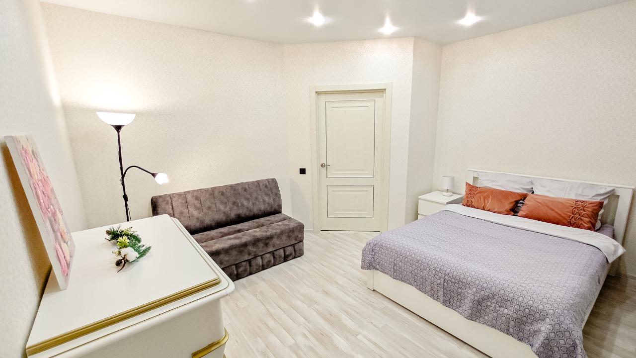 Real photos of Apartments on 70 let Oktyabrya Avenue 64a
