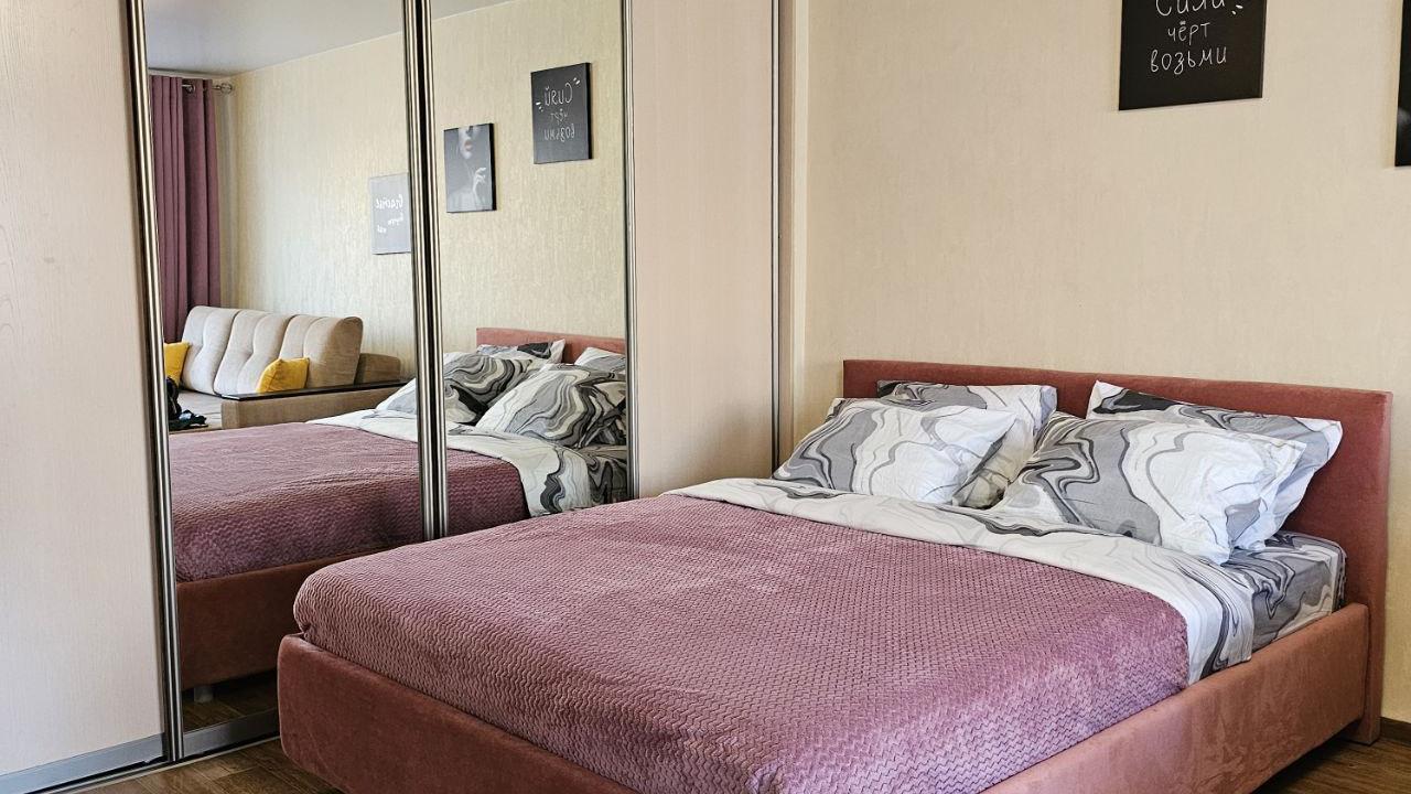 Real photos of Apartment with a balcony on Elizarov Street 19/1